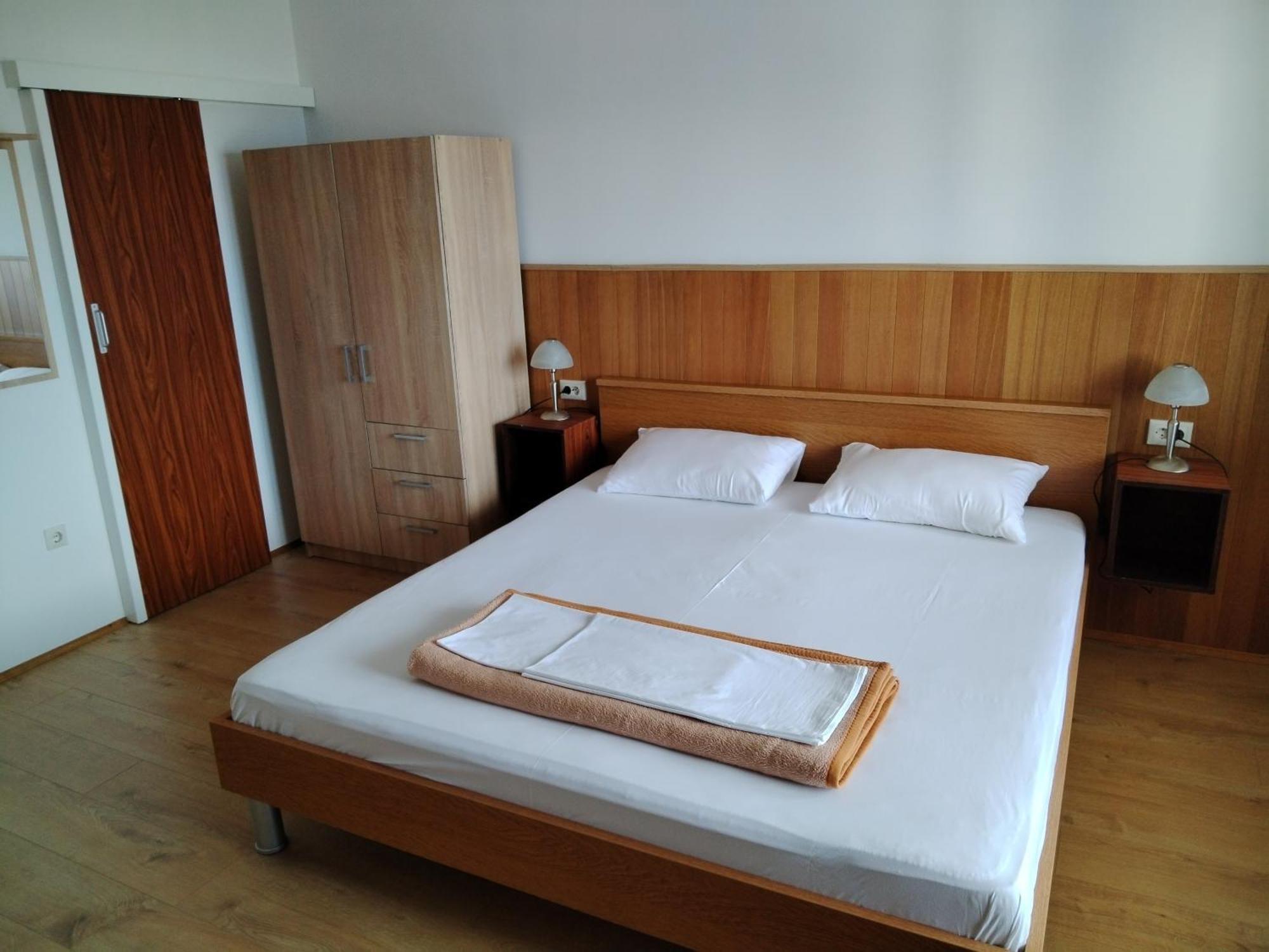 Apartmani Marijan Цриквениця Екстер'єр фото